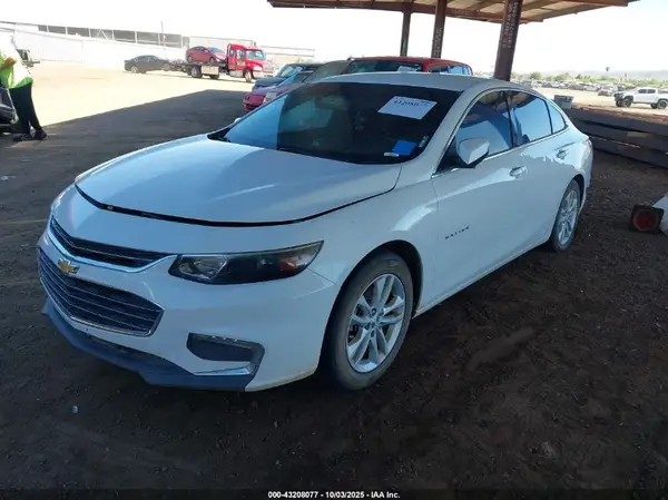 1G1ZE5ST5HF150538 2017 CHEVROLET MALIBU - Image 2