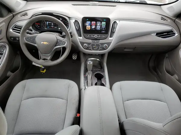 1G1ZE5ST5HF151026 2017 CHEVROLET MALIBU - Image 8