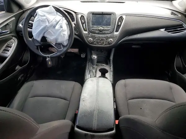 1G1ZE5ST5HF151205 2017 CHEVROLET MALIBU - Image 8