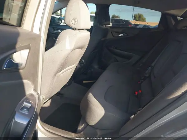 1G1ZE5ST5HF152371 2017 CHEVROLET MALIBU - Image 8