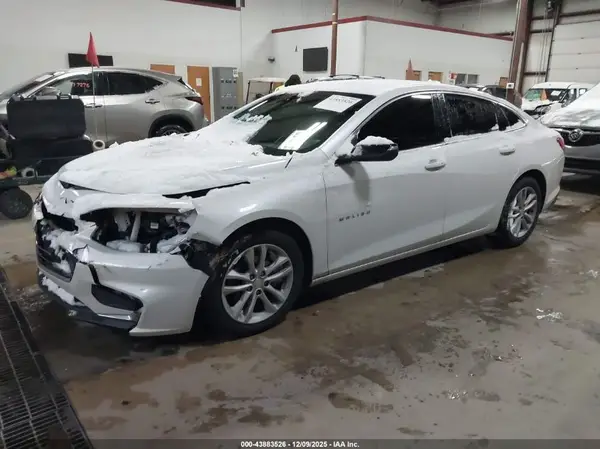 1G1ZE5ST5HF153956 2017 CHEVROLET MALIBU - Image 2