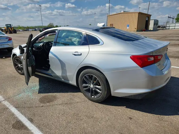 1G1ZE5ST5HF155366 2017 CHEVROLET MALIBU - Image 2