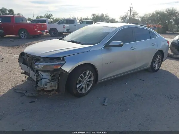 1G1ZE5ST5HF157389 2017 CHEVROLET MALIBU - Image 2