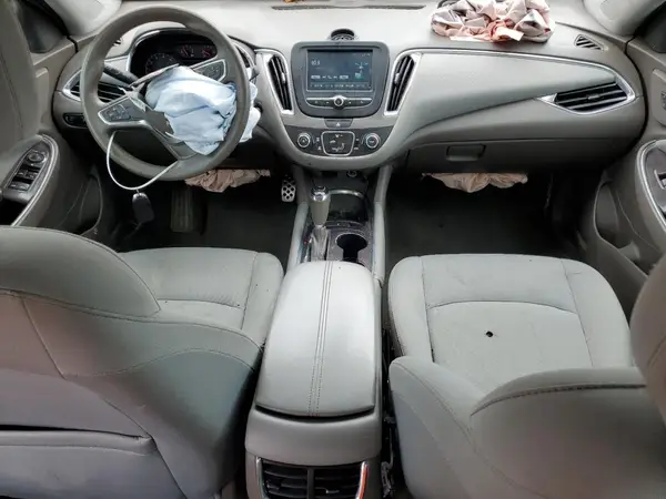 1G1ZE5ST5HF164844 2017 CHEVROLET MALIBU - Image 8
