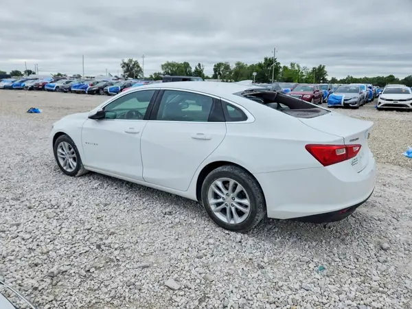 1G1ZE5ST5HF165749 2017 CHEVROLET MALIBU - Image 2