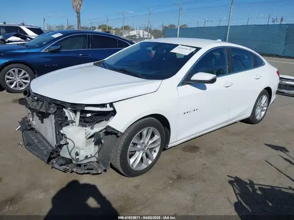 1G1ZE5ST5HF170174 2017 CHEVROLET MALIBU - Image 2