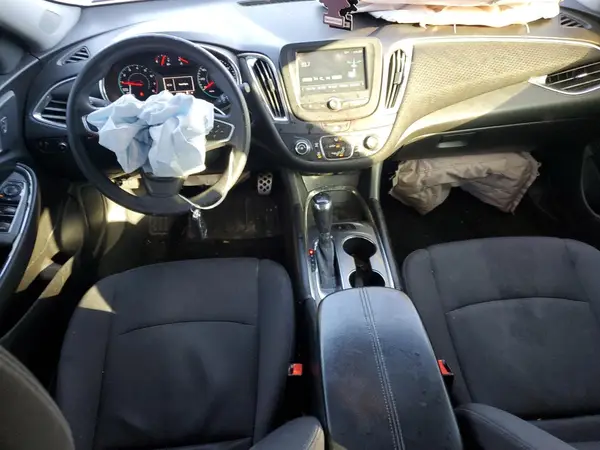 1G1ZE5ST5HF173768 2017 CHEVROLET MALIBU - Image 8