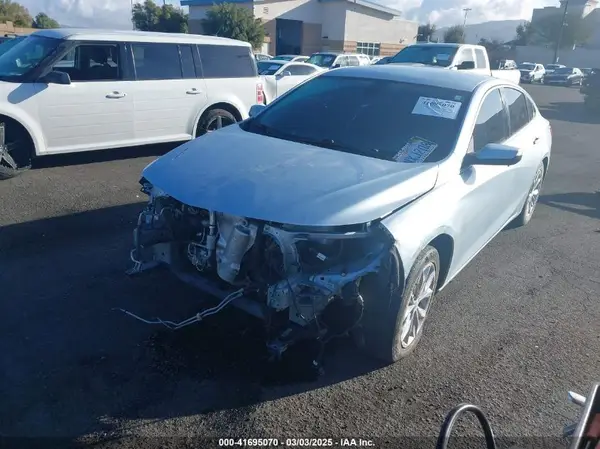 1G1ZE5ST5HF177075 2017 CHEVROLET MALIBU - Image 2