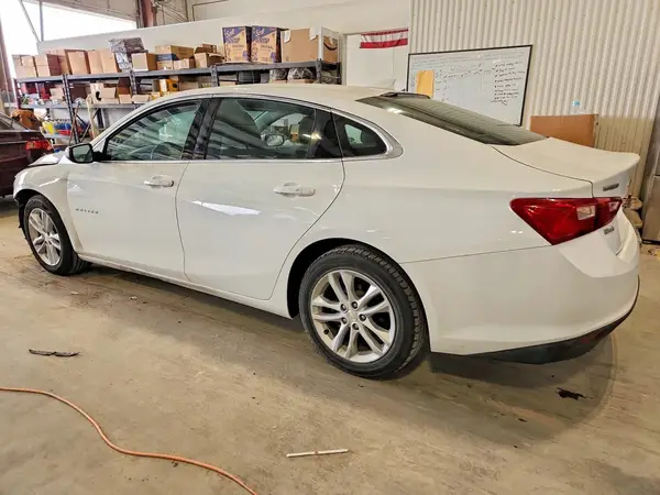 1G1ZE5ST5HF186844 2017 CHEVROLET MALIBU - Image 2