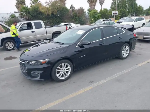 1G1ZE5ST5HF188271 2017 CHEVROLET MALIBU - Image 2