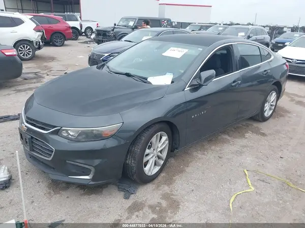 1G1ZE5ST5HF188609 2017 CHEVROLET MALIBU - Image 2