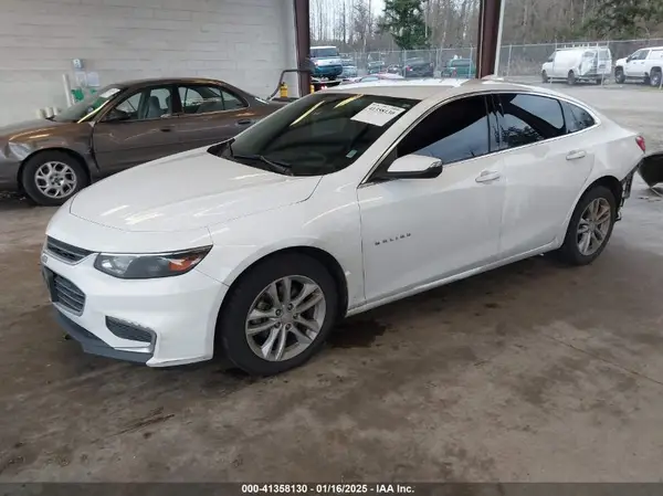 1G1ZE5ST5HF189890 2017 CHEVROLET MALIBU - Image 2