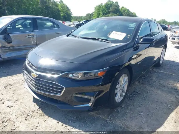1G1ZE5ST5HF194698 2017 CHEVROLET MALIBU - Image 2