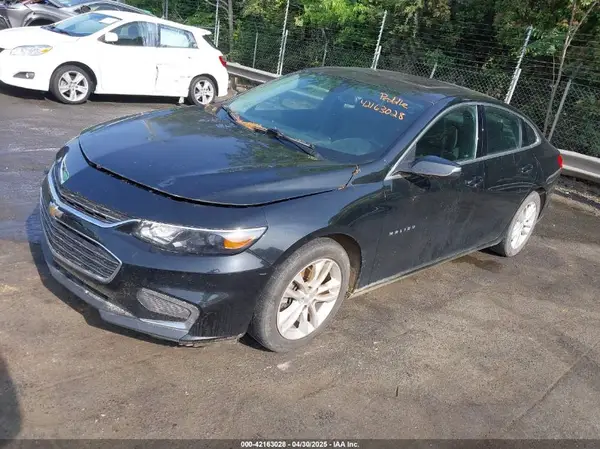 1G1ZE5ST5HF196578 2017 CHEVROLET MALIBU - Image 2