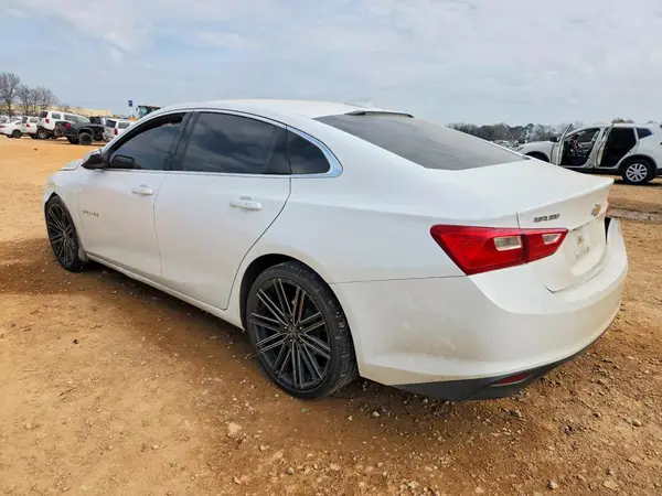 1G1ZE5ST5HF196693 2017 CHEVROLET MALIBU - Image 2