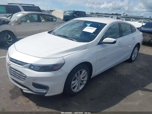 1G1ZE5ST5HF201360 2017 CHEVROLET MALIBU - Image 2