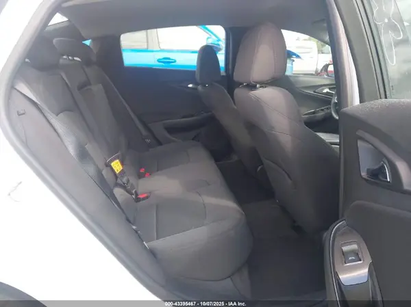 1G1ZE5ST5HF201360 2017 CHEVROLET MALIBU - Image 8