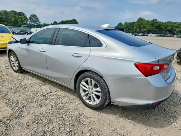 1G1ZE5ST5HF220796 2017 CHEVROLET MALIBU - Image 2
