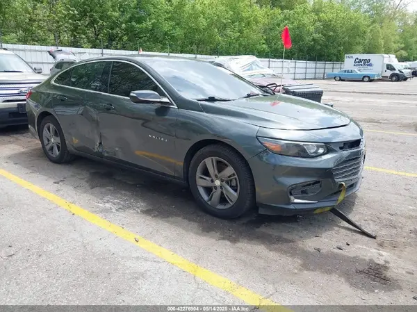 1G1ZE5ST5HF221222 2017 CHEVROLET MALIBU - Image 1