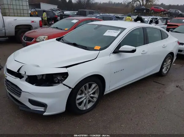 1G1ZE5ST5HF225268 2017 CHEVROLET MALIBU - Image 2