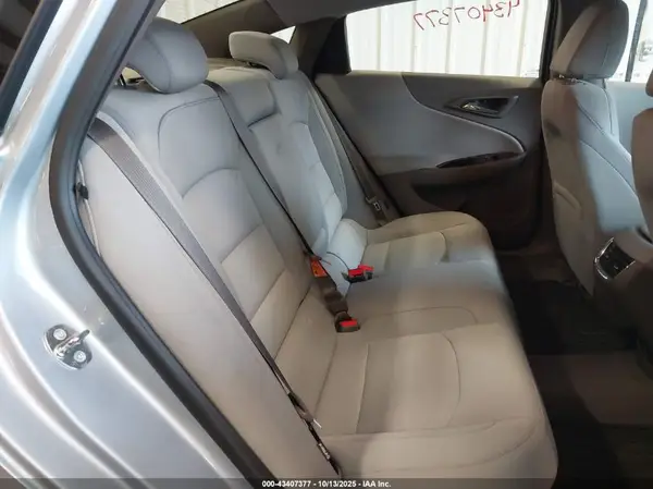 1G1ZE5ST5HF227196 2017 CHEVROLET MALIBU - Image 8