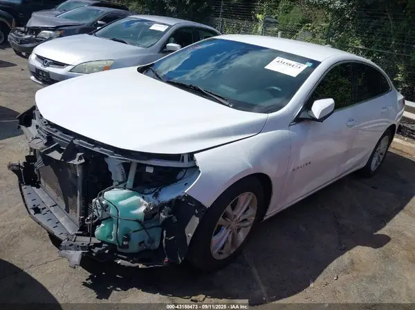 1G1ZE5ST5HF230468 2017 CHEVROLET MALIBU - Image 2