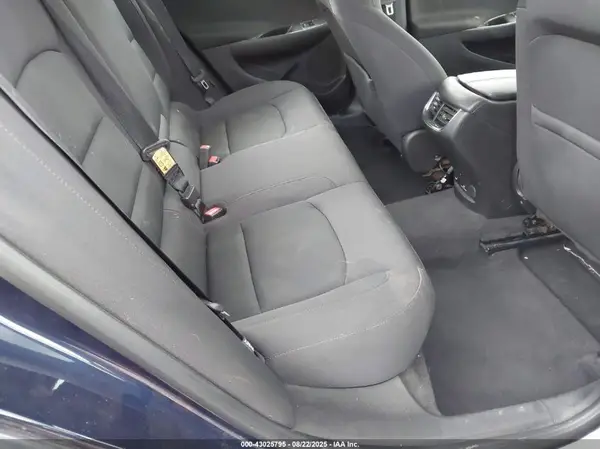 1G1ZE5ST5HF235573 2017 CHEVROLET MALIBU - Image 8