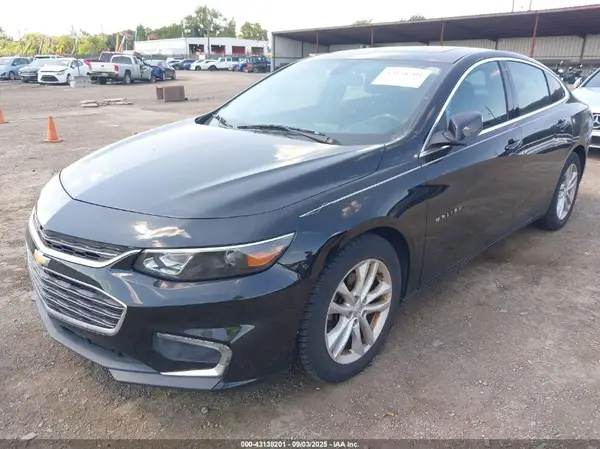 1G1ZE5ST5HF235914 2017 CHEVROLET MALIBU - Image 2