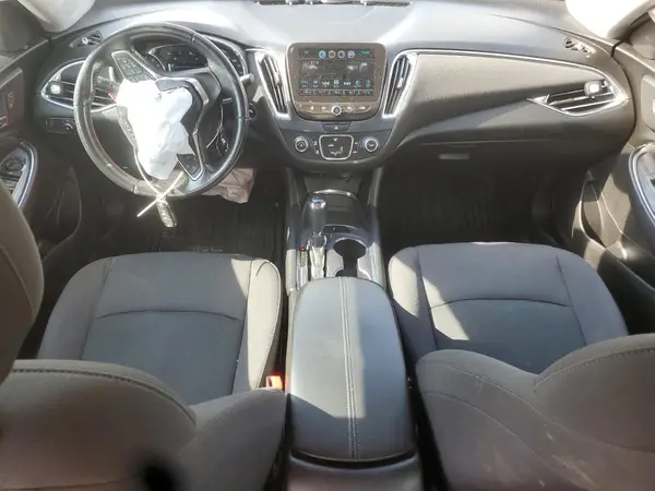 1G1ZE5ST5HF236383 2017 CHEVROLET MALIBU - Image 8
