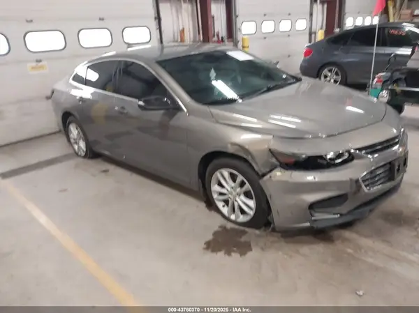 1G1ZE5ST5HF240417 2017 CHEVROLET MALIBU - Image 1