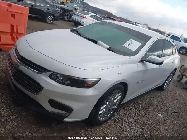 1G1ZE5ST5HF242717 2017 CHEVROLET MALIBU - Image 2