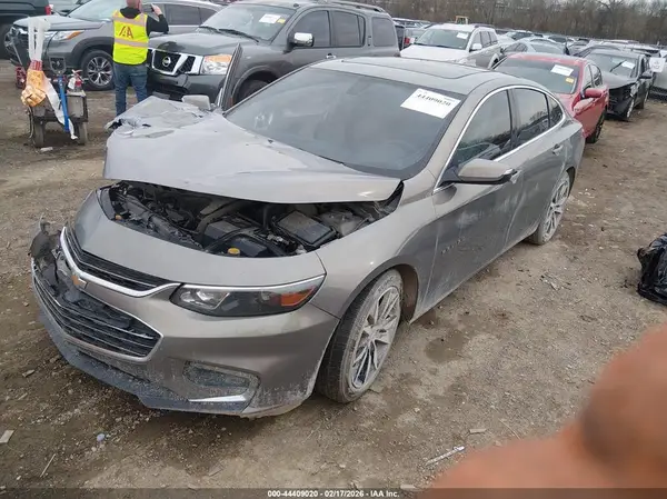 1G1ZE5ST5HF252065 2017 CHEVROLET MALIBU - Image 2
