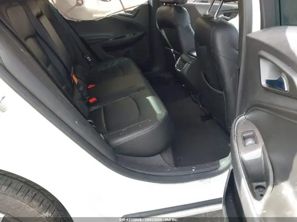 1G1ZE5ST5HF252339 2017 CHEVROLET MALIBU - Image 8