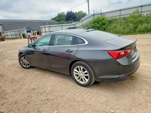 1G1ZE5ST5HF253801 2017 CHEVROLET MALIBU - Image 2
