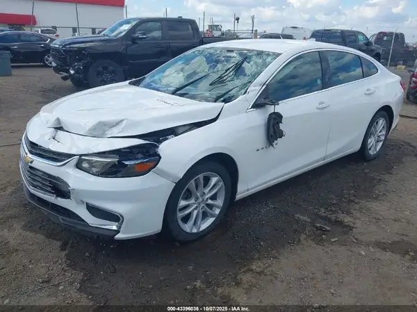 1G1ZE5ST5HF255936 2017 CHEVROLET MALIBU - Image 2