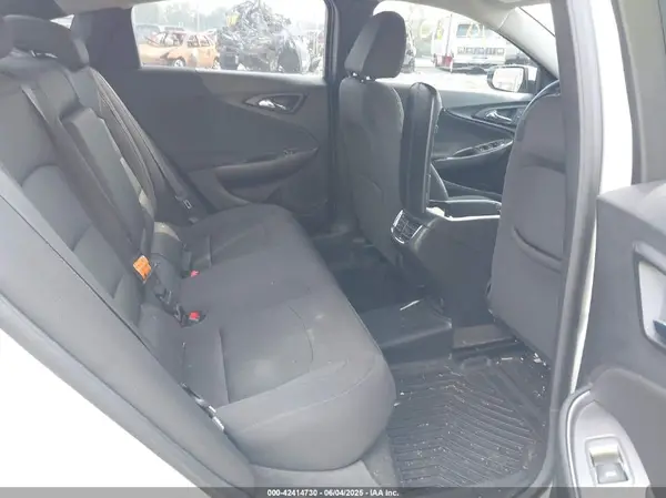 1G1ZE5ST5HF257427 2017 CHEVROLET MALIBU - Image 8
