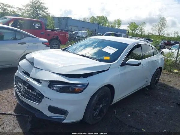 1G1ZE5ST5HF257959 2017 CHEVROLET MALIBU - Image 2