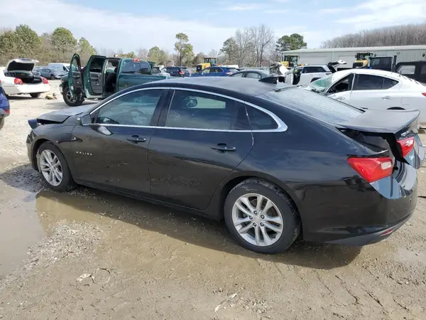 1G1ZE5ST5HF258108 2017 CHEVROLET MALIBU - Image 2