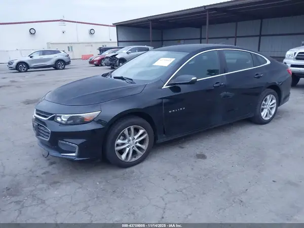 1G1ZE5ST5HF266841 2017 CHEVROLET MALIBU - Image 2
