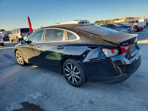 1G1ZE5ST5HF275023 2017 CHEVROLET MALIBU - Image 2
