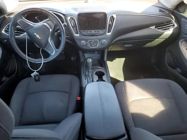 1G1ZE5ST5HF292663 2017 CHEVROLET MALIBU - Image 8