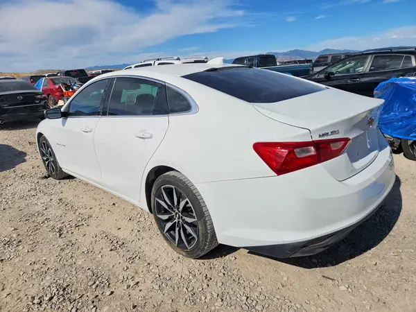 1G1ZE5ST5HF293425 2017 CHEVROLET MALIBU - Image 2