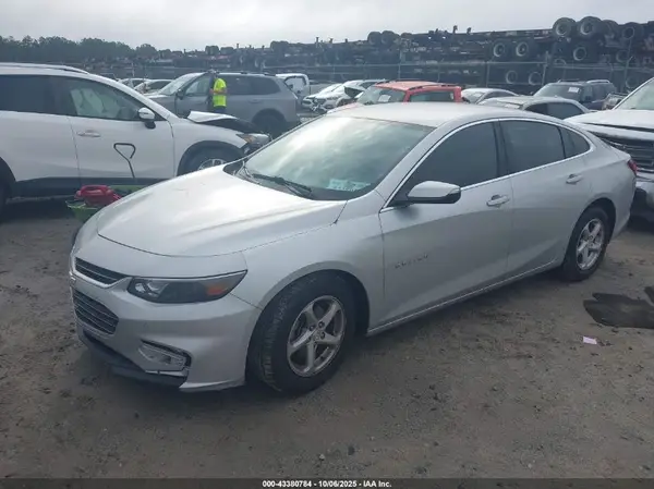 1G1ZE5ST5HF293604 2017 CHEVROLET MALIBU - Image 2