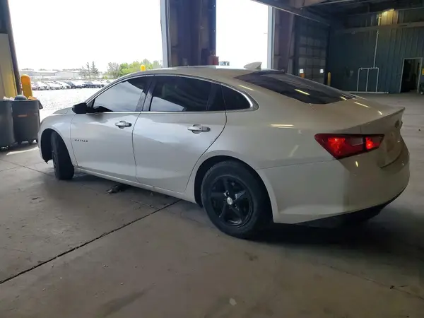1G1ZE5ST6GF318458 2016 CHEVROLET MALIBU - Image 2