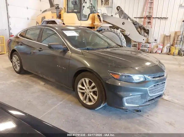 1G1ZE5ST6HF104460 2017 CHEVROLET MALIBU - Image 1