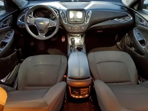 1G1ZE5ST6HF105110 2017 CHEVROLET MALIBU - Image 8