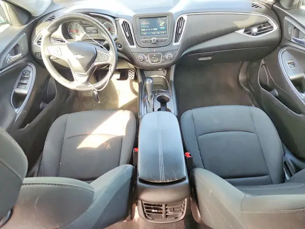 1G1ZE5ST6HF108105 2017 CHEVROLET MALIBU - Image 8