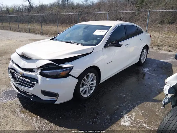 1G1ZE5ST6HF108864 2017 CHEVROLET MALIBU - Image 2