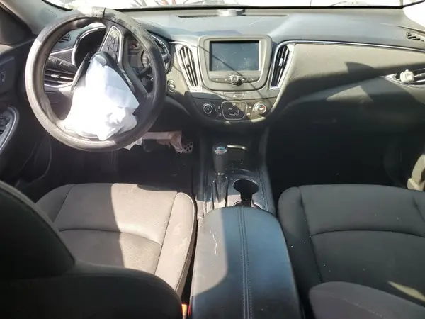 1G1ZE5ST6HF113563 2017 CHEVROLET MALIBU - Image 8