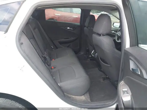 1G1ZE5ST6HF119119 2017 CHEVROLET MALIBU - Image 8
